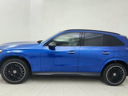 Used 2025 Mercedes-Benz GLC 350e 4MATIC w/ AMG Line image 3