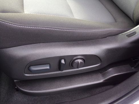 Used 2024 Chevrolet Blazer LT w/ Convenience Package image 13