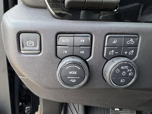 New 2025 Chevrolet Colorado Z71 w/ Midnight Edition image 24