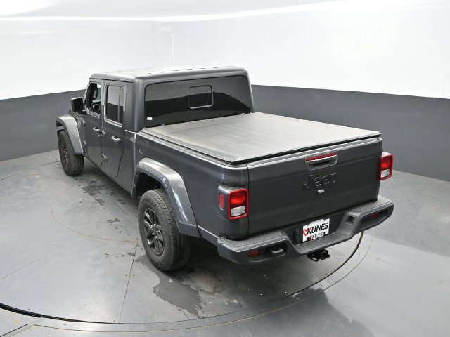 Used 2023 Jeep Gladiator Sport AWD/4WD image 43