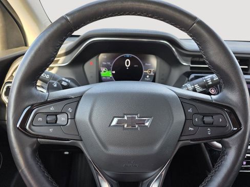 Used 2022 Chevrolet Bolt EUV LT w/ Comfort Package image 15