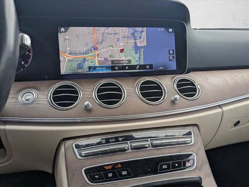 Used 2023 Mercedes-Benz E 350 Sedan image 11