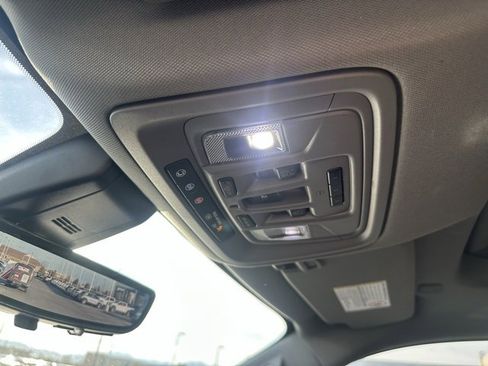 Used 2020 GMC Sierra 3500 Denali image 17