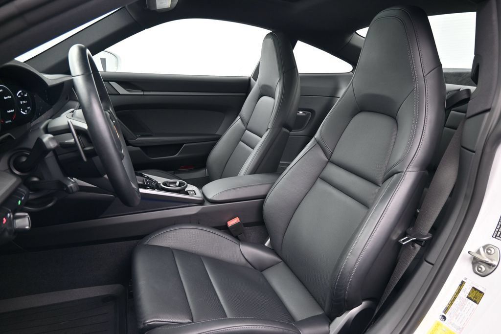Certified 2024 Porsche 911 Carrera S RWD image 5