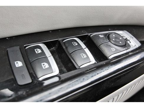 Used 2024 Kia Carnival SX Prestige FWD image 22