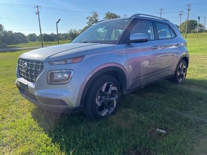 Used 2023 Hyundai Venue SEL