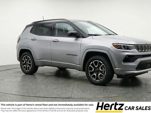 Used 2025 Jeep Compass Trailhawk image 1