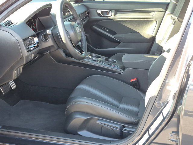 Used 2025 Honda Civic Sport image 16