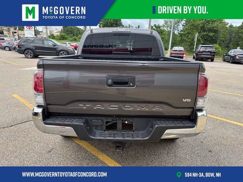 Used 2021 Toyota Tacoma TRD Off-Road AWD/4WD image 4