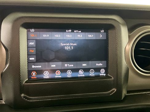 Used 2022 Jeep Wrangler Unlimited Sport AWD/4WD image 27