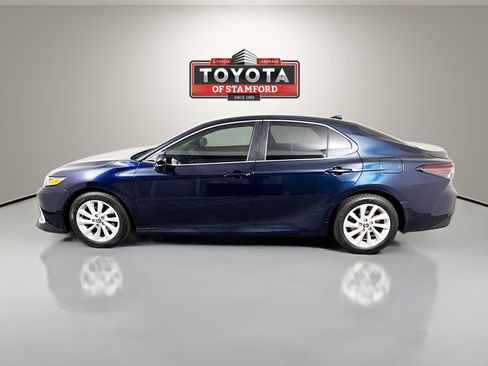 Certified 2021 Toyota Camry LE image 4