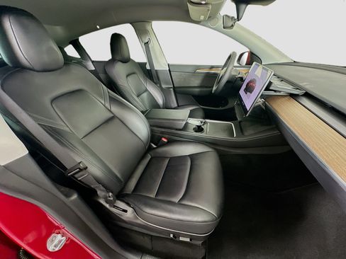 Used 2023 Tesla Model Y Long Range AWD/4WD image 29