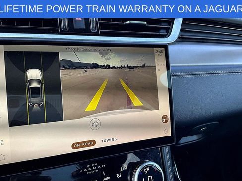 Used 2025 Jaguar F-PACE R-Dynamic S image 29