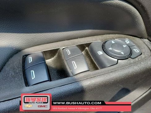 Used 2024 Chevrolet Equinox LT FWD image 22