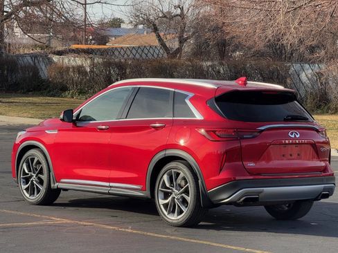 Used 2019 INFINITI QX50 Essential w/ Sensory Package image 7