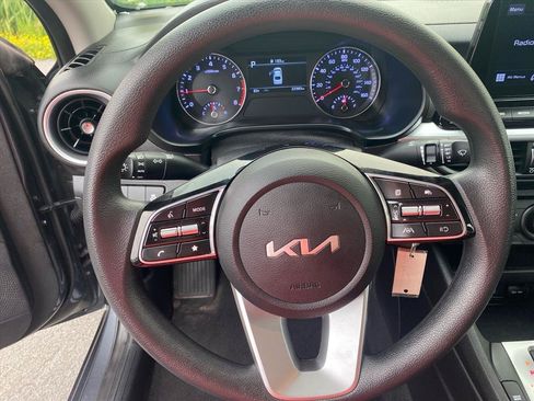 Certified 2023 Kia Forte LXS FWD image 11