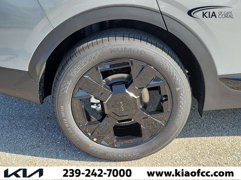 New 2026 Kia Sportage X-Line w/ X-Line Technology Package AWD/4WD image 9