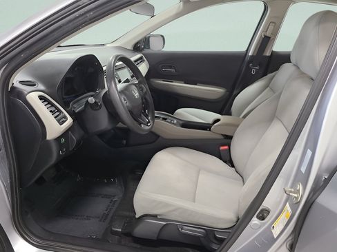 Used 2021 Honda HR-V LX image 16