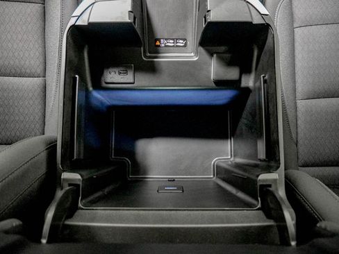 Used 2024 Chevrolet Silverado 1500 RST w/ Convenience Package II image 28