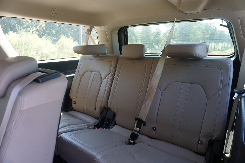 Used 2023 Ford Expedition Max Limited AWD/4WD image 18