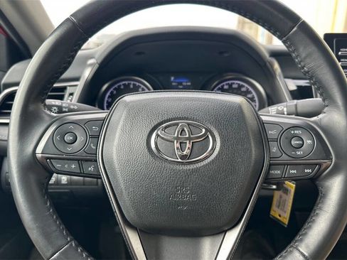 Used 2024 Toyota Camry SE image 21