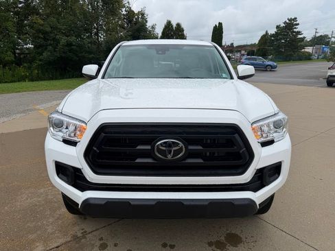 Certified 2023 Toyota Tacoma SR AWD/4WD image 8