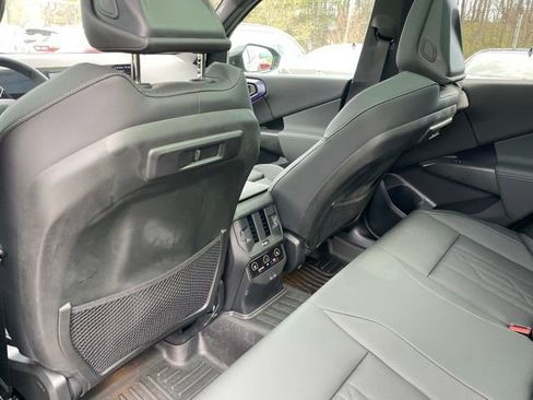 Used 2025 BMW X3 xDrive30i w/ Premium Package image 8