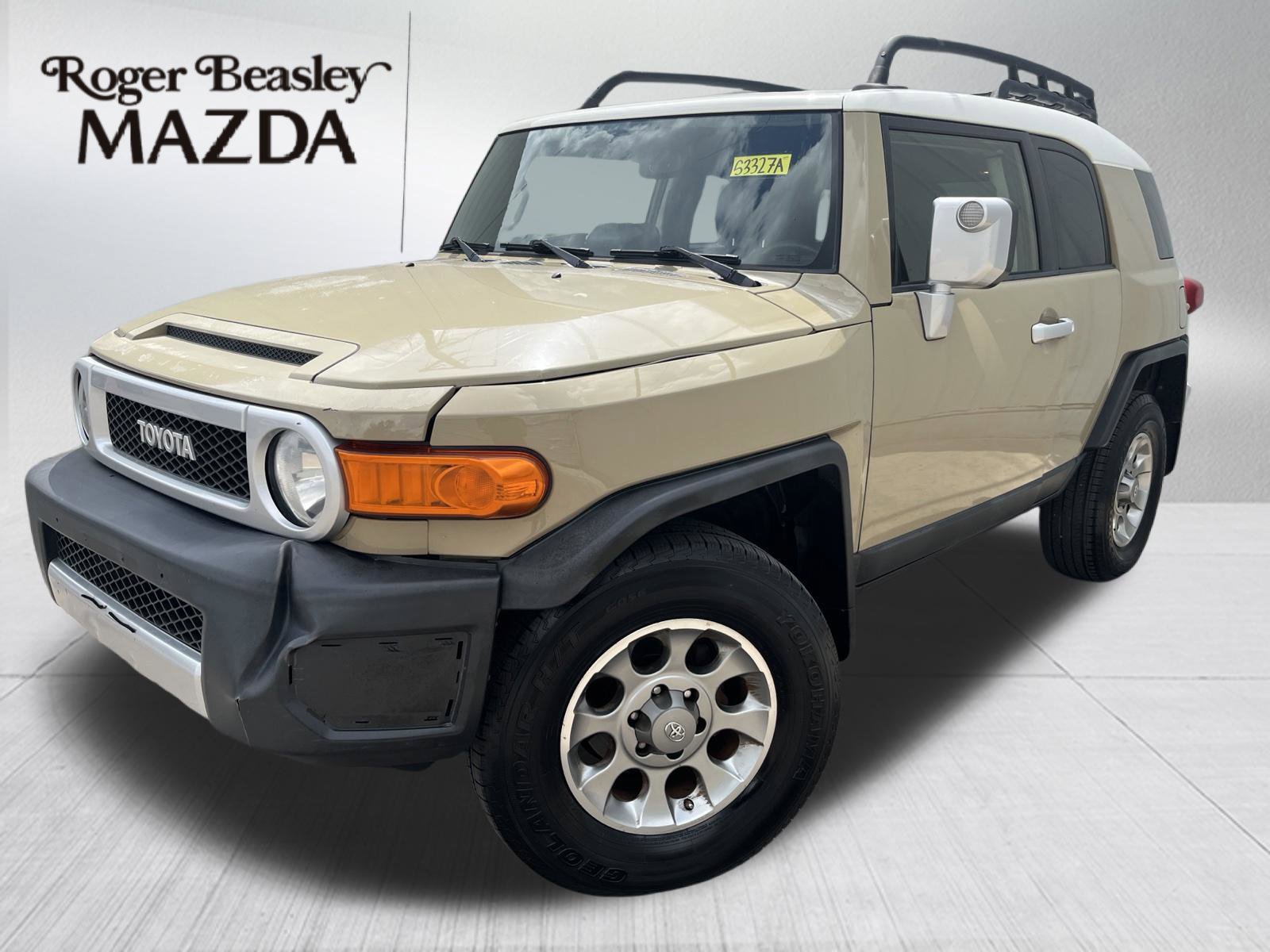 Used 2013 Toyota FJ Cruiser 4WD w/ Upgrade Pkg image 1