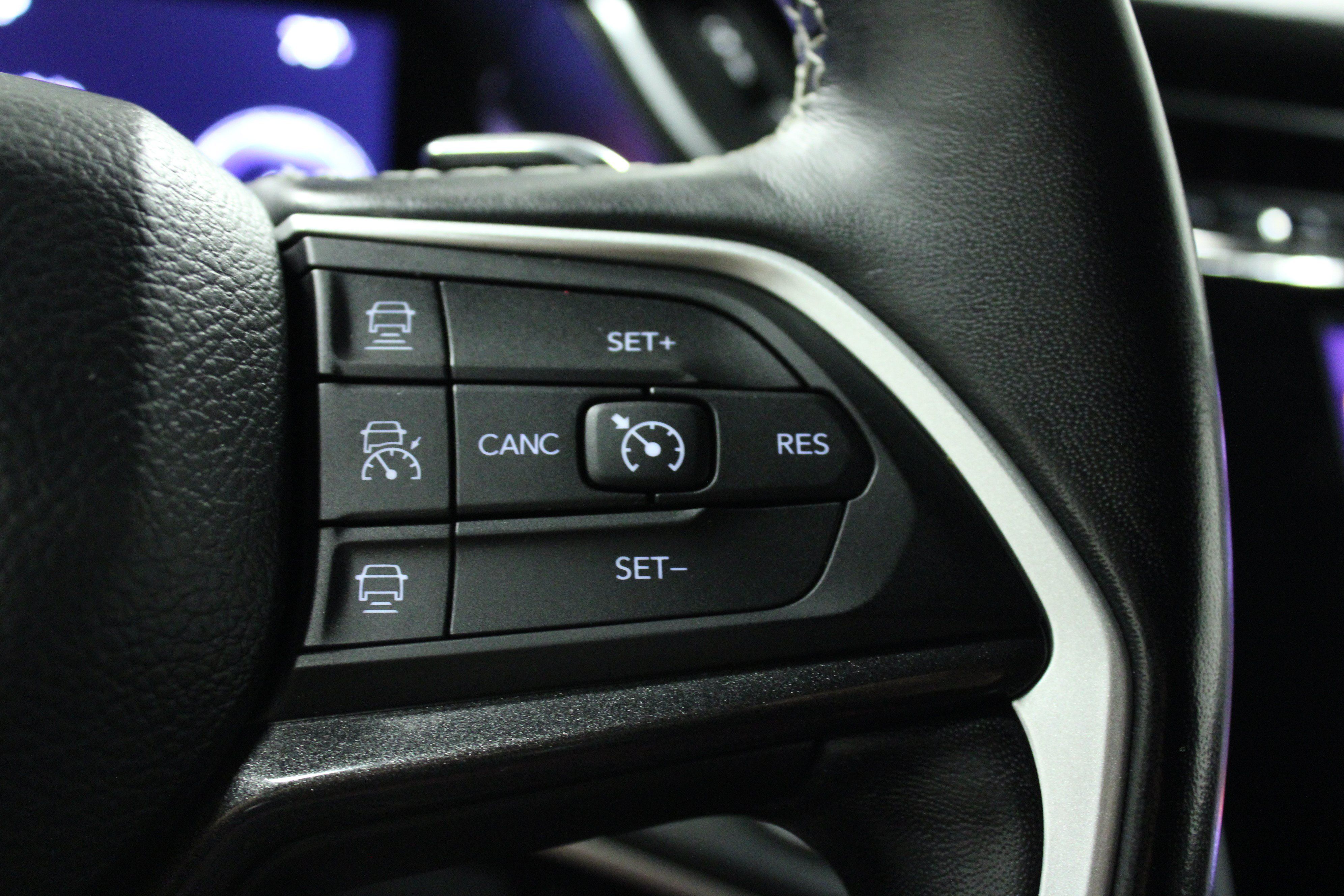 Used 2022 Jeep Grand Cherokee L Laredo AWD/4WD image 22