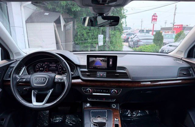 Used 2018 Audi Q5 2.0T Premium Plus w/ Premium Plus Package AWD/4WD image 27