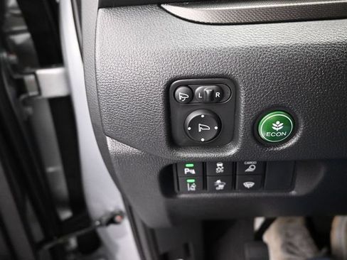 Used 2025 Honda Ridgeline TrailSport image 28