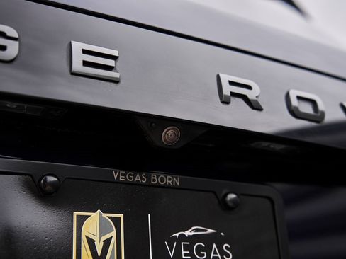 Used 2023 Land Rover Range Rover Long Wheelbase SE image 11