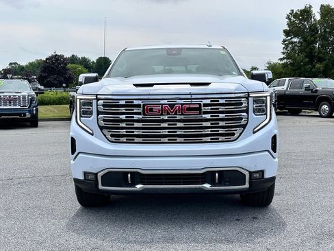 New 2026 GMC Sierra 1500 Denali w/ Denali Reserve Package AWD/4WD image 4