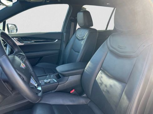 New 2025 Cadillac XT6 Premium Luxury w/ Technology Package image 5