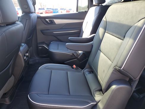 New 2026 Buick Enclave Preferred w/ Power Package image 32