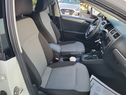 Used 2017 Volkswagen Jetta S FWD image 22