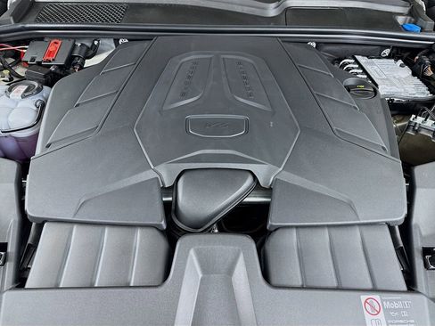 New 2026 Porsche Cayenne Coupe image 32