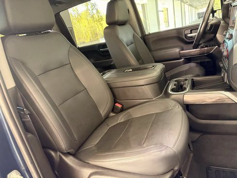 Used 2021 Chevrolet Silverado 2500 LTZ w/ LTZ Plus Package AWD/4WD image 17