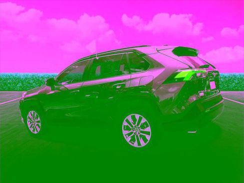 Certified 2021 Toyota RAV4 XLE Premium FWD image 7