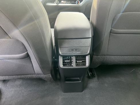 Certified 2025 Chevrolet Equinox LT w/ Safety and Technology Package image 34