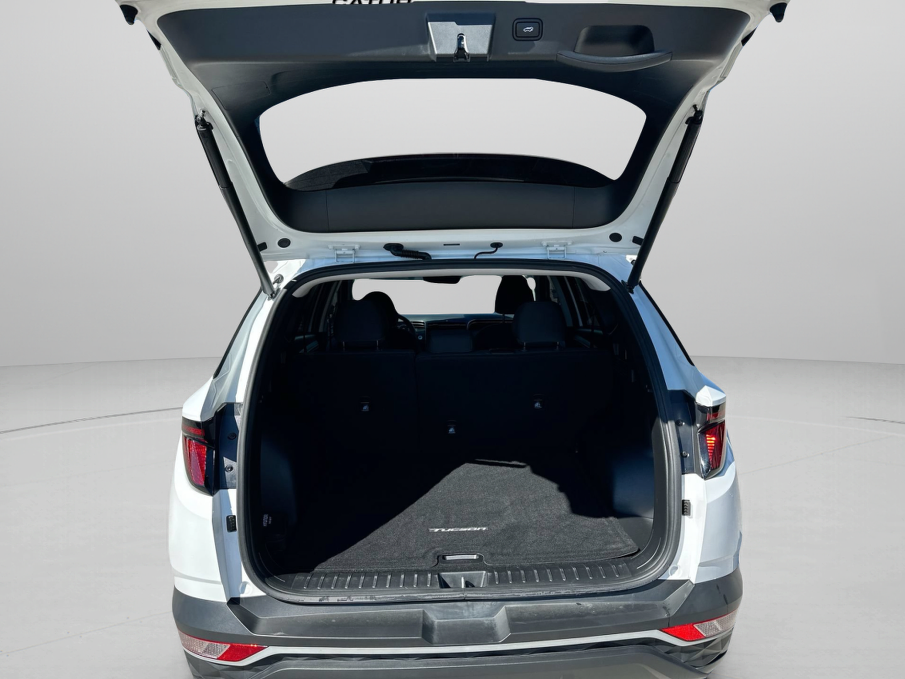 Used 2024 Hyundai Tucson SEL FWD image 18