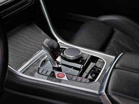 Used 2020 BMW M8 Convertible w/ M Carbon Exterior Package image 32