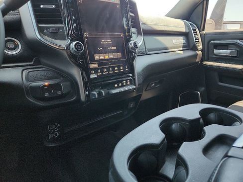 Used 2026 RAM 2500 Laramie AWD/4WD image 20