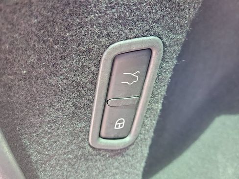 Used 2022 Maserati Levante GT AWD/4WD image 7