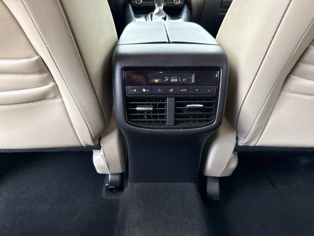 Used 2019 MAZDA CX-9 Touring FWD image 19