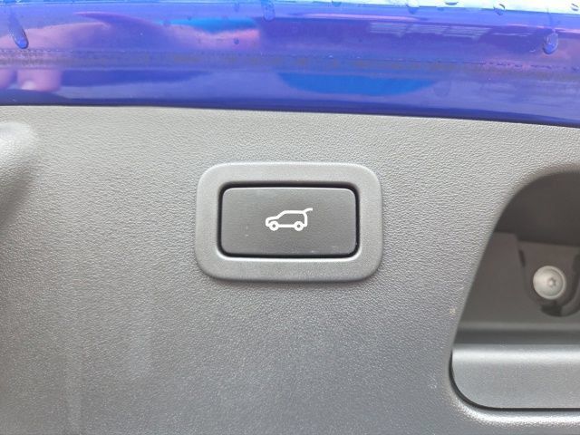 Used 2018 Jaguar E-PACE R-Dynamic HSE AWD/4WD image 45