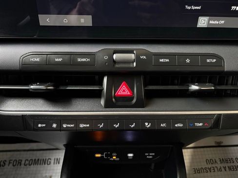 Used 2025 Kia K4 LXS image 28