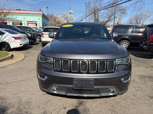 Used 2020 Jeep Grand Cherokee Limited w/ Premium Lighting Group image 2