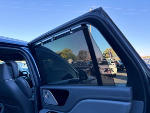Used 2020 Lincoln Aviator Reserve w/ Equipment Group 202A AWD/4WD image 4