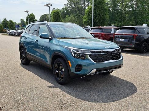 New 2026 Kia Seltos EX AWD/4WD image 3